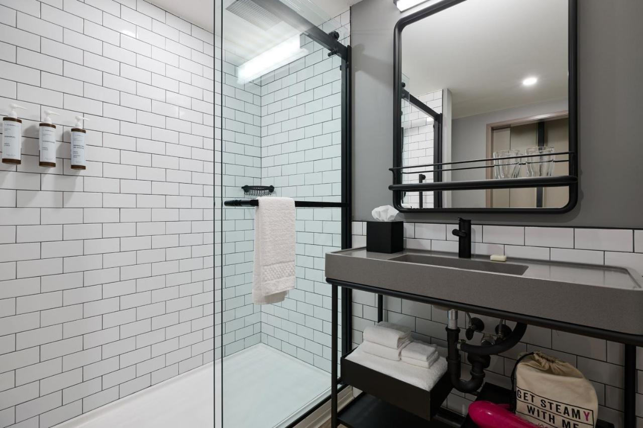Moxy Charleston Downtown Hotel Eksteriør billede